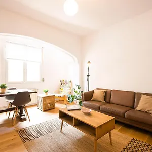 Appartement Casa Playa Zurriola-aviso-obras En La Fachada Del Patio Hasta Mayo O Junio-no Ha Habido Quejas Por El Ruido-precio Bajo- House Playa Zurriola-warning-works On The Facade Of The Patio Until Or June-there Have Been No Noise Complaints- Price, Saint-Sébastien